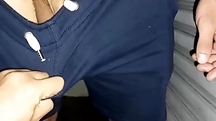 Sexo em público.  transando com o gringo atrás do carro da lavanderia ( completo no peppery e subscrição)