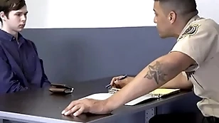Hung mall cop fucks a cute old crumpet