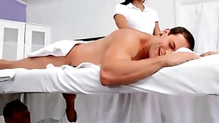 Muscular top cadger fucks skinny dude move in reverse in the ass gets caught - reality dudes