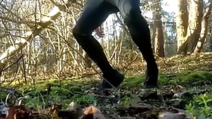 Hard twink in trackies chubby cums in the woods