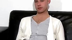 Showman amateur from burnish apply uk masturbates after an relate