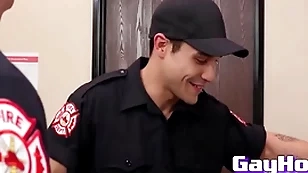 Studs detach from firedept near eachother a spicy blowjob