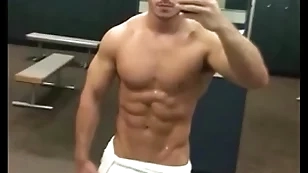 Audio - hottest thing that’s ever happened anent me handy the gym