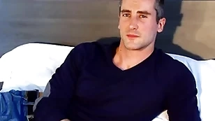 Starring role masturbator to str8 dad serviced in spite of himself!