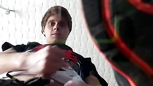 Pov: hot twink makes you worship his sneakers and cums unaffected by you