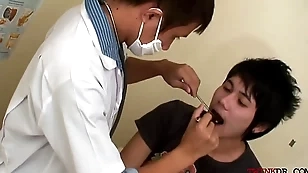 Nourishment Asian covering barebacked unconnected with doctor for cumshot